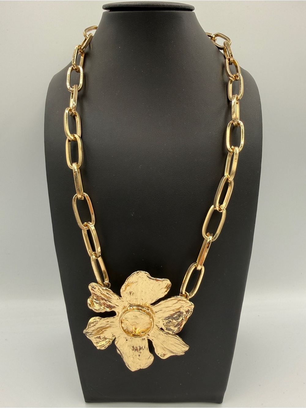 Gold Tone Large Textured Flower Pendant Chunky Link Statement Necklace